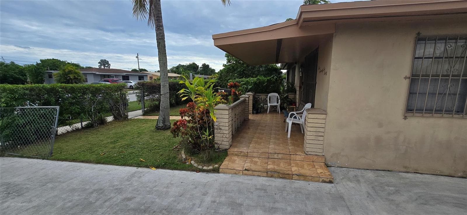 17230 NW 10th Court, Miami FL 33169 photo 5