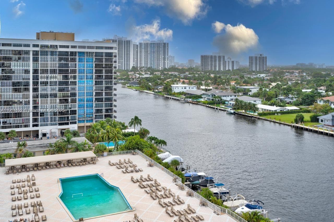 1965 S Ocean Dr # M, Hallandale Beach FL 33009 photo 3