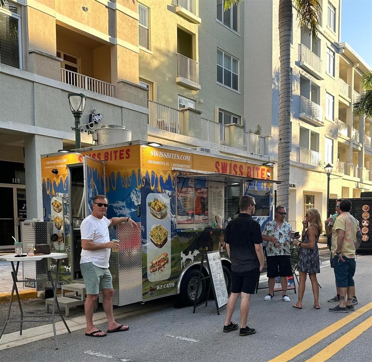 Hollywood Avenue, Hollywood FL 33020 photo 2