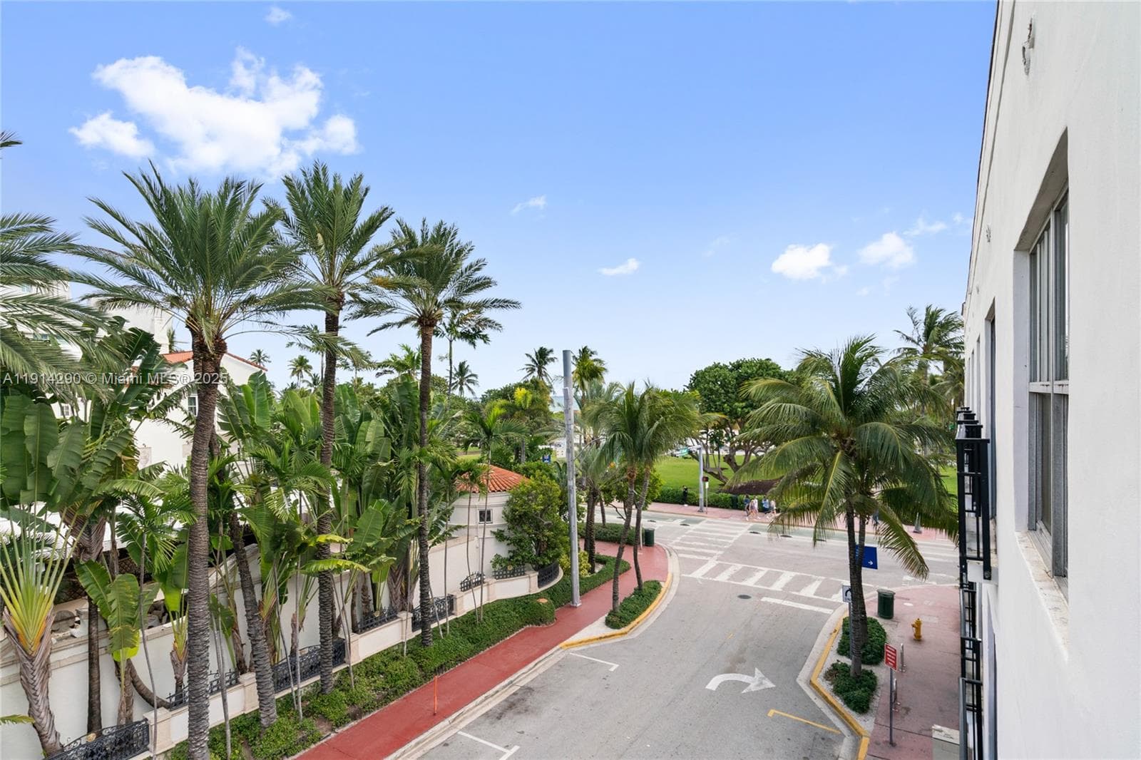 1060 Ocean Dr # D307, Miami Beach FL 33139 photo 5