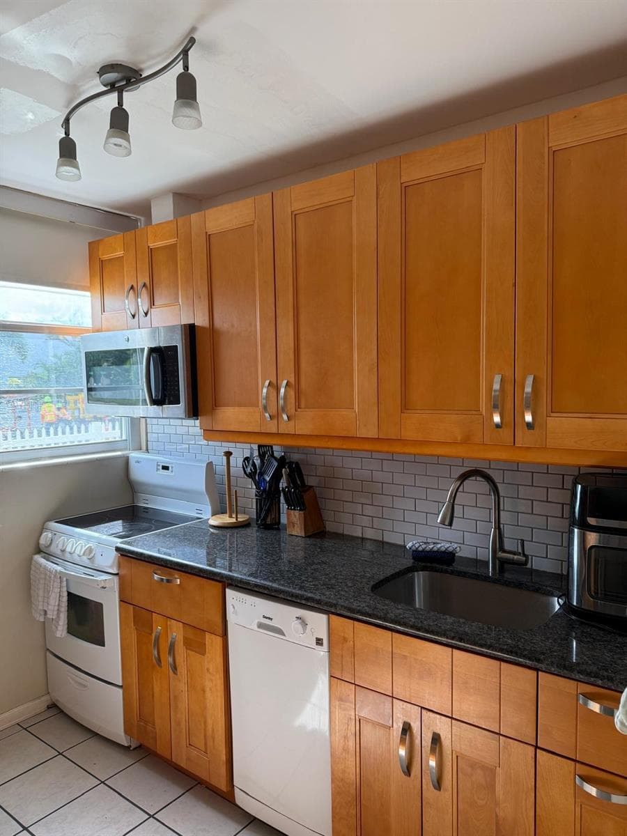 741 Bayshore Drive # 2s, Fort Lauderdale FL 33304 photo 5