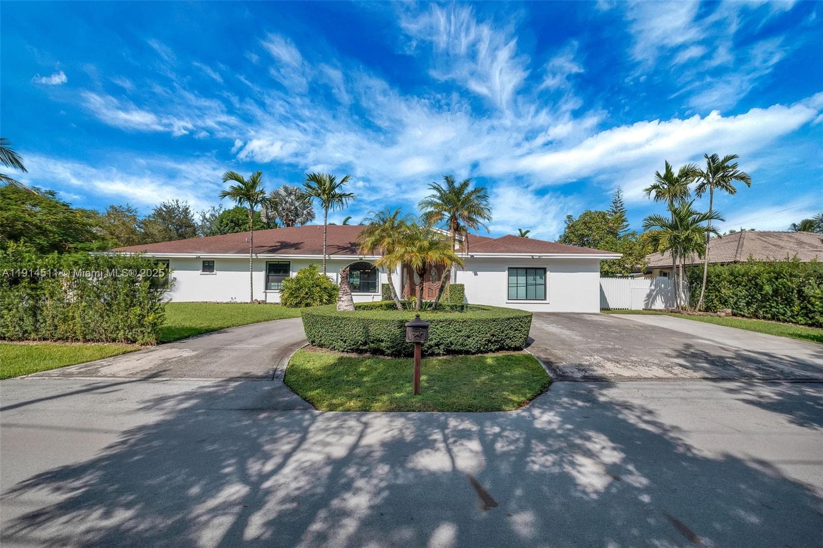 10195 NW 26th St, Doral FL 33172