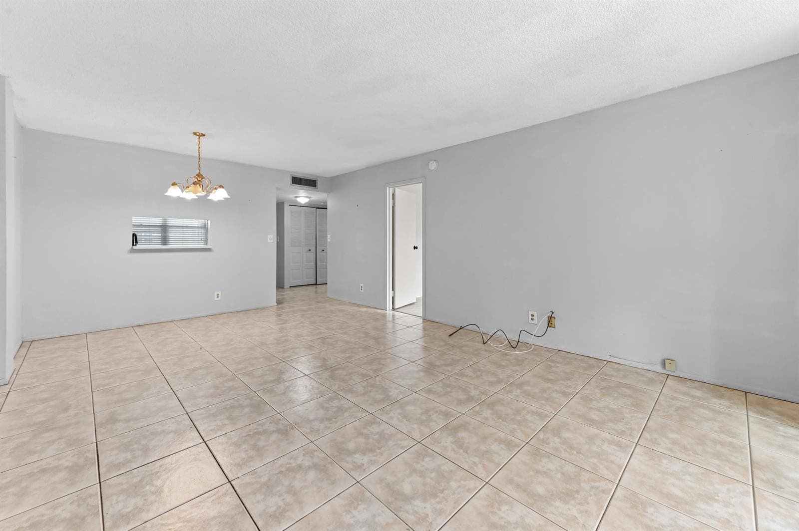2650 NW 49th Avenue # 422, Lauderdale Lakes FL 33313 photo 5