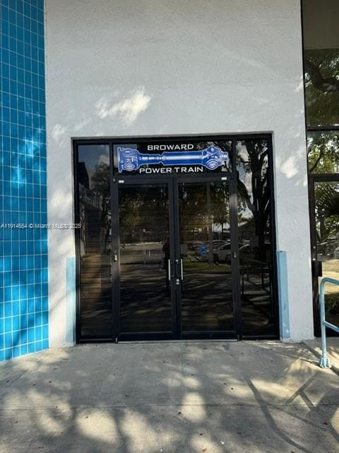 5300 NW 12th Ave # 6, Fort Lauderdale FL 33309