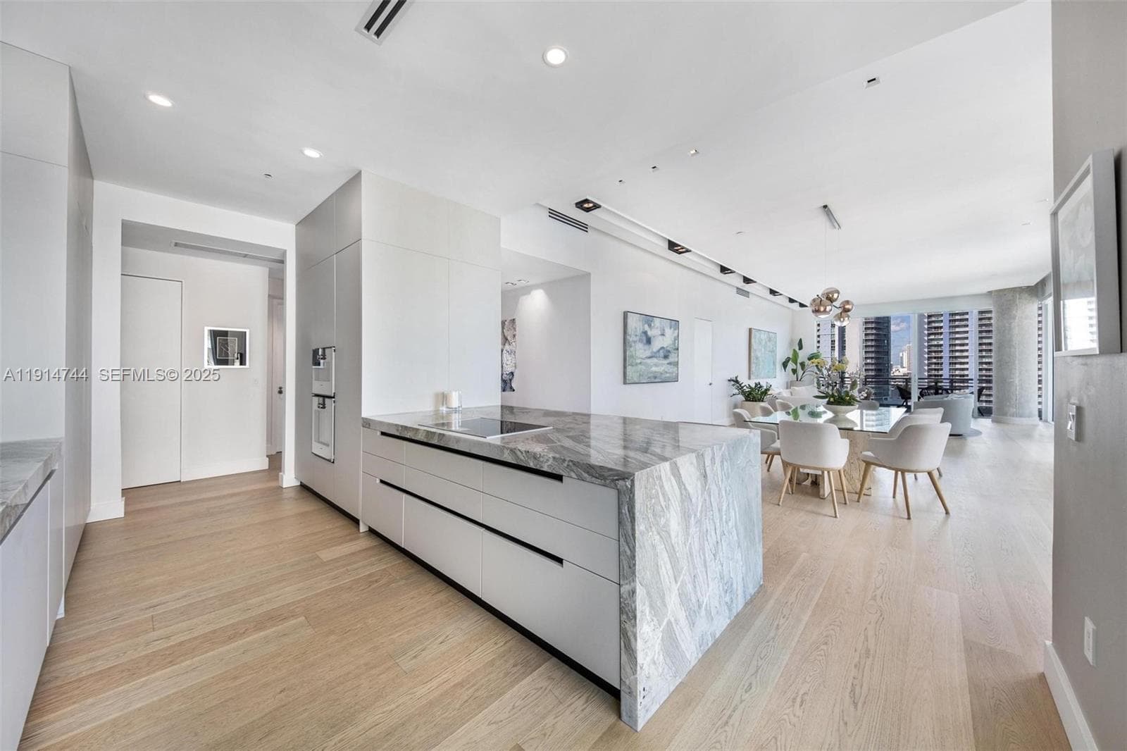 900 Brickell Key Blvd # 1403, Miami FL 33131 photo 2