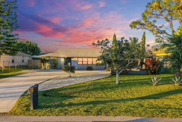 1149 SE Menores Avenue, Port St. Lucie FL 34952