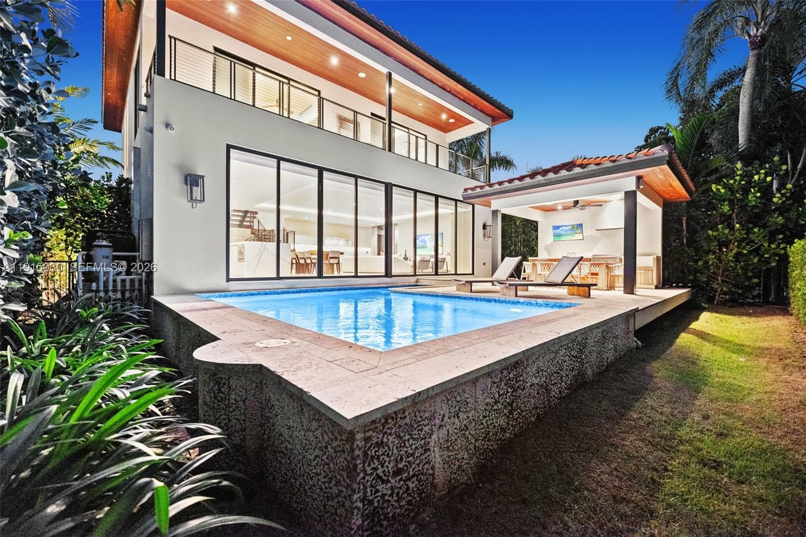 5831 Alton Rd, Miami Beach FL 33140 photo 3