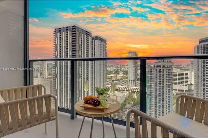159 NE 6th St # 3004, Miami FL 33132 photo 2
