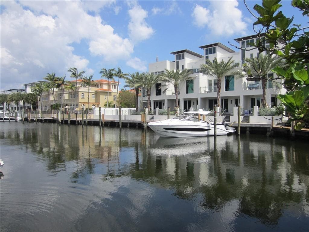 239 Hibiscus Avenue, Lauderdale By The Sea FL 33308