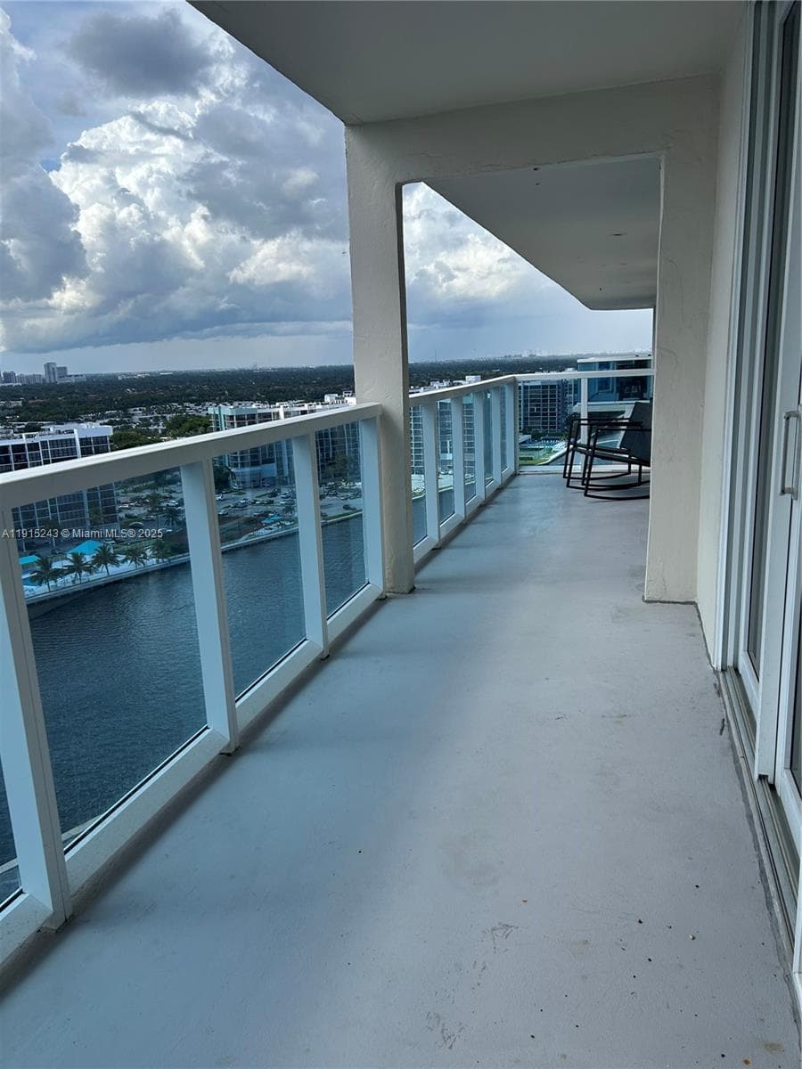 3800 S Ocean Dr # 1823, Hollywood FL 33019 photo 2