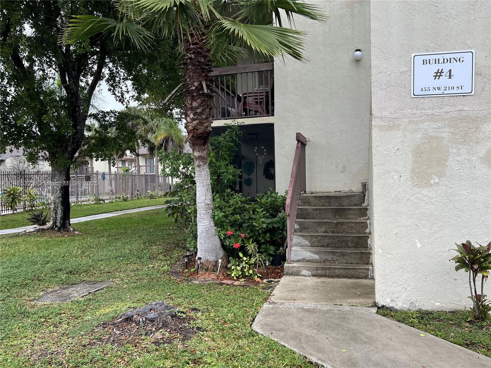 455 NW 210th St # 205, Miami Gardens FL 33169 photo 3