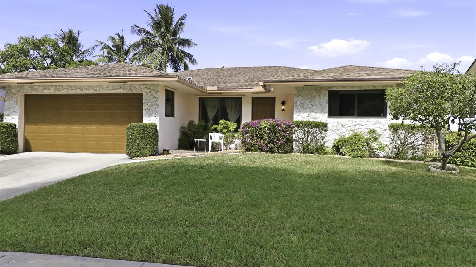 309 SE 4th Street, Dania Beach FL 33004 photo 2