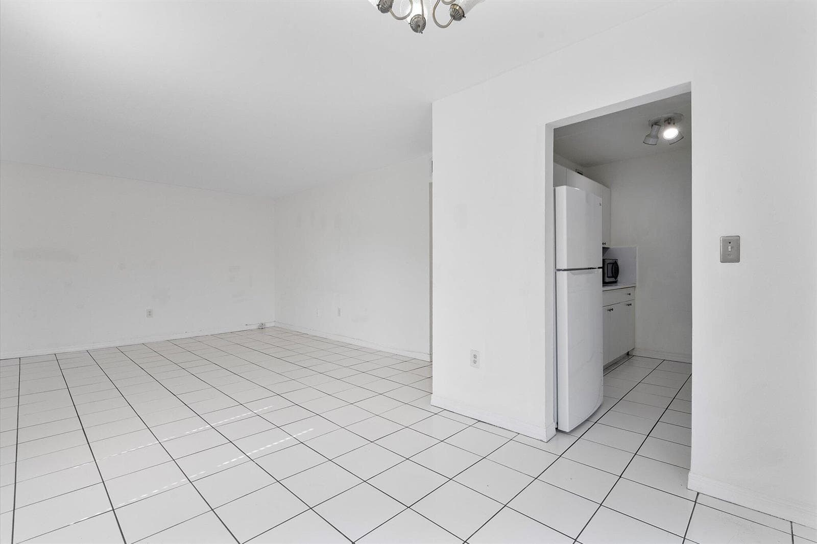 2138 SW 6th Street # 301, Miami FL 33135 photo 5