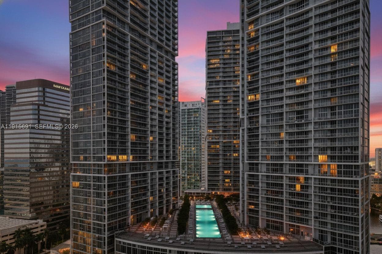 495 Brickell Ave # 2206, Miami FL 33131 photo 3