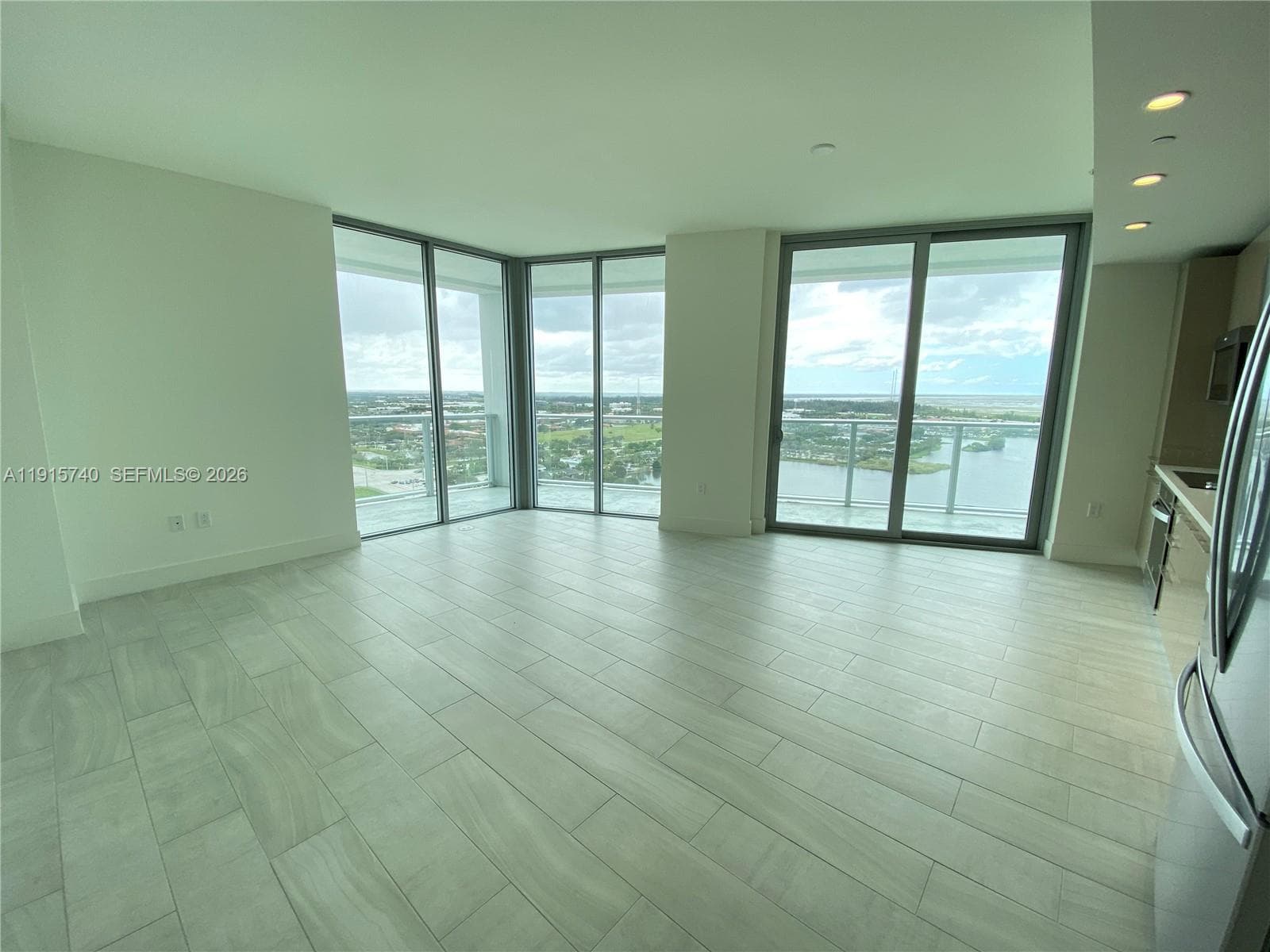 2000 Metropica Way # 2104, Sunrise FL 33323 photo 3