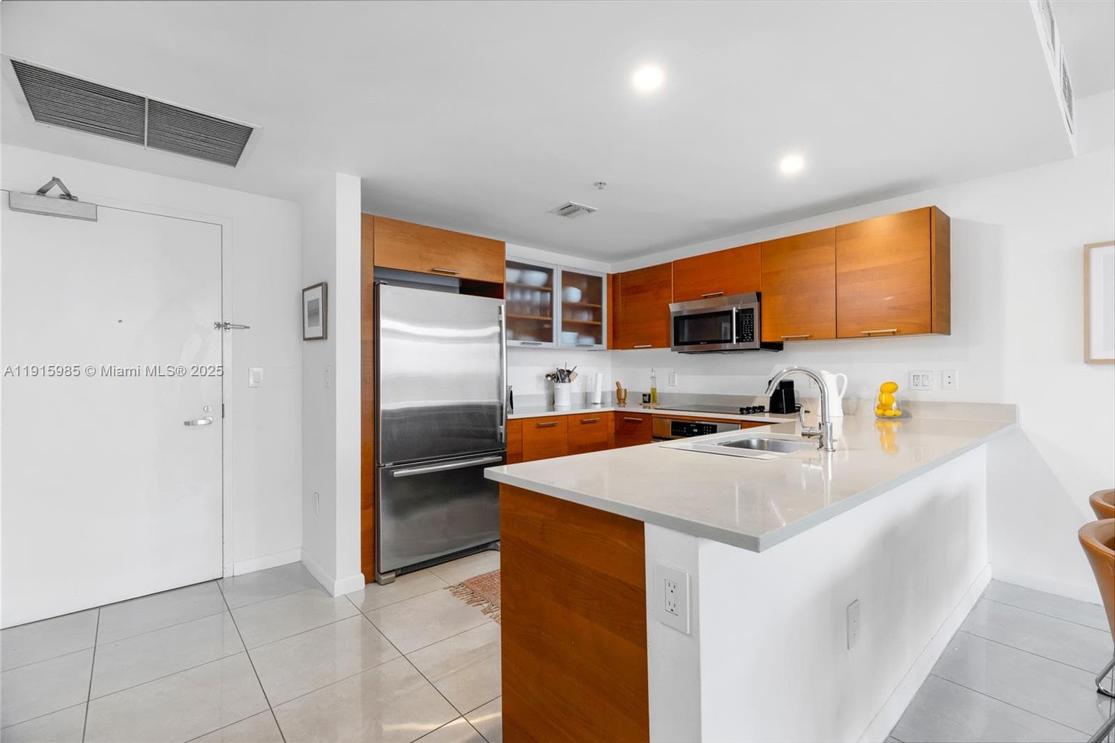 3250 NE 1st Ave # 605, Miami FL 33137 photo 3