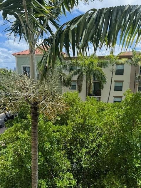 1919 Van Buren St # 516A, Hollywood FL 33020
