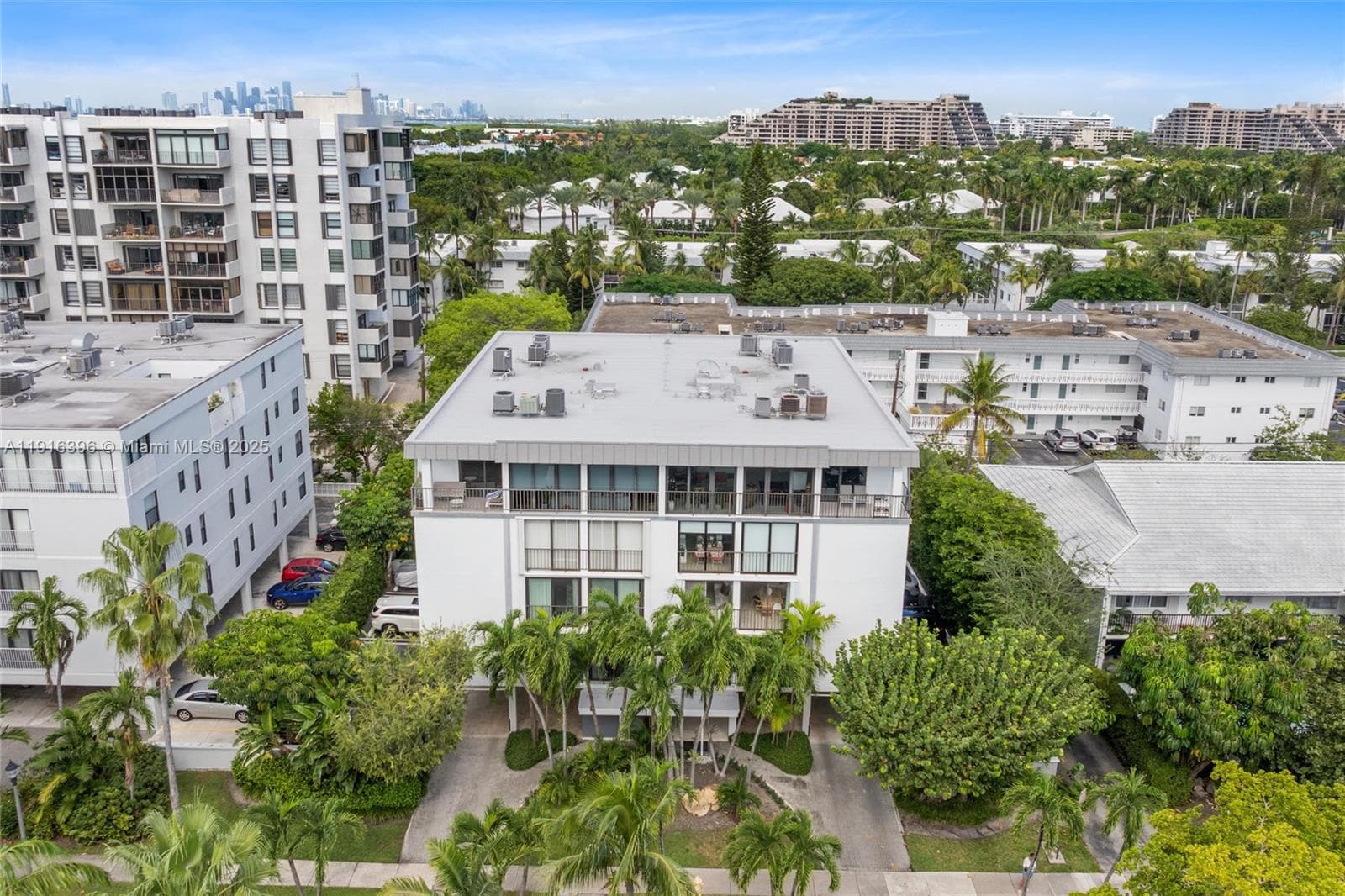 155 Sunrise Dr # 4B, Key Biscayne FL 33149 photo 2