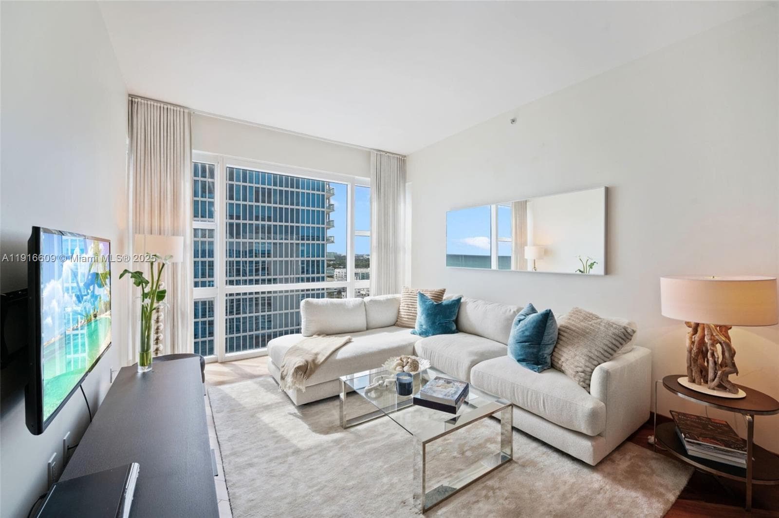6801 Collins Ave, Miami Beach FL 33141 photo 5