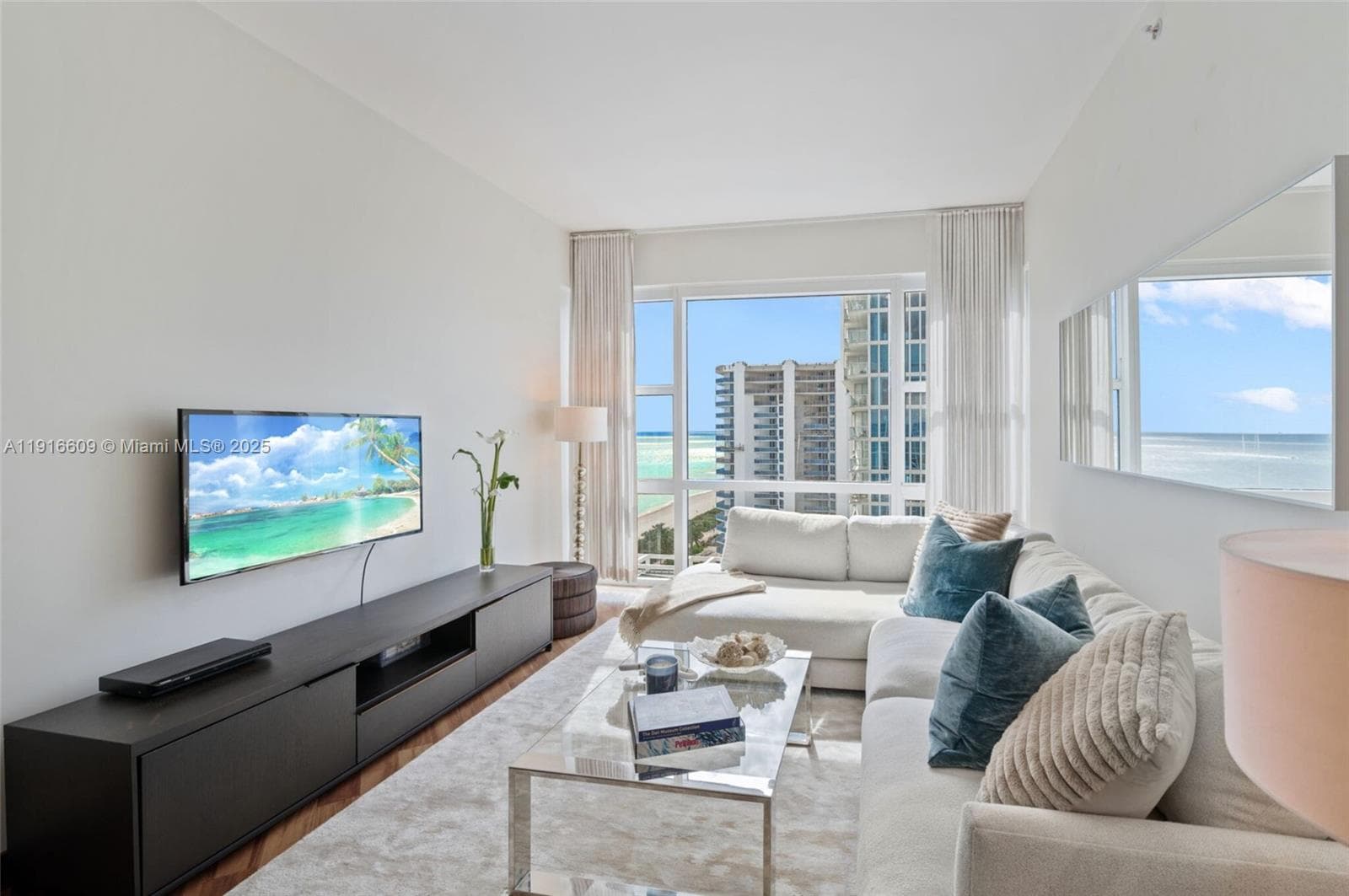 6801 Collins Ave, Miami Beach FL 33141 photo 4