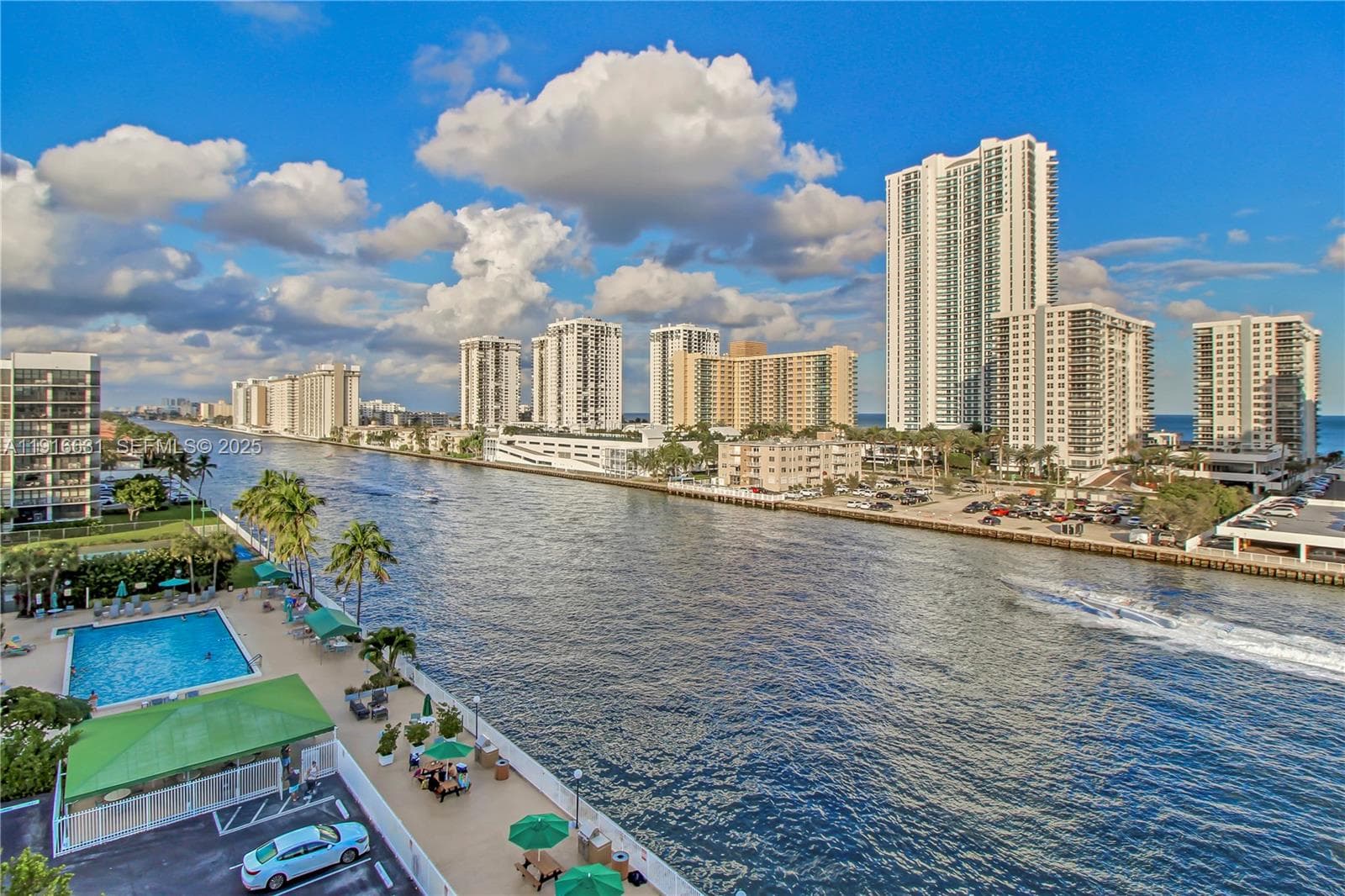 800 Parkview Dr # 821, Hallandale Beach FL 33009 photo 3