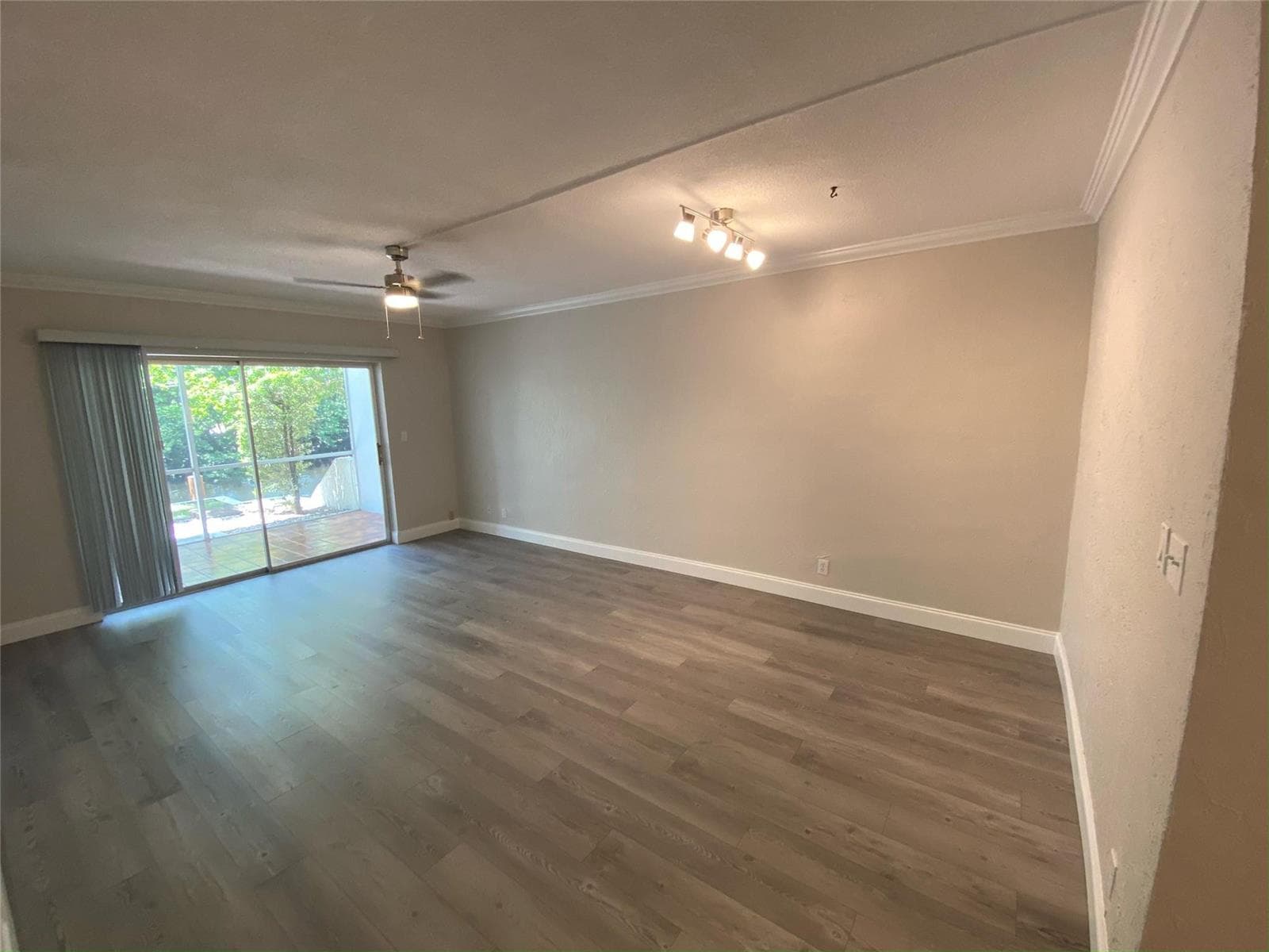 1400 NE 57th Street # 104, Fort Lauderdale FL 33334 photo 2