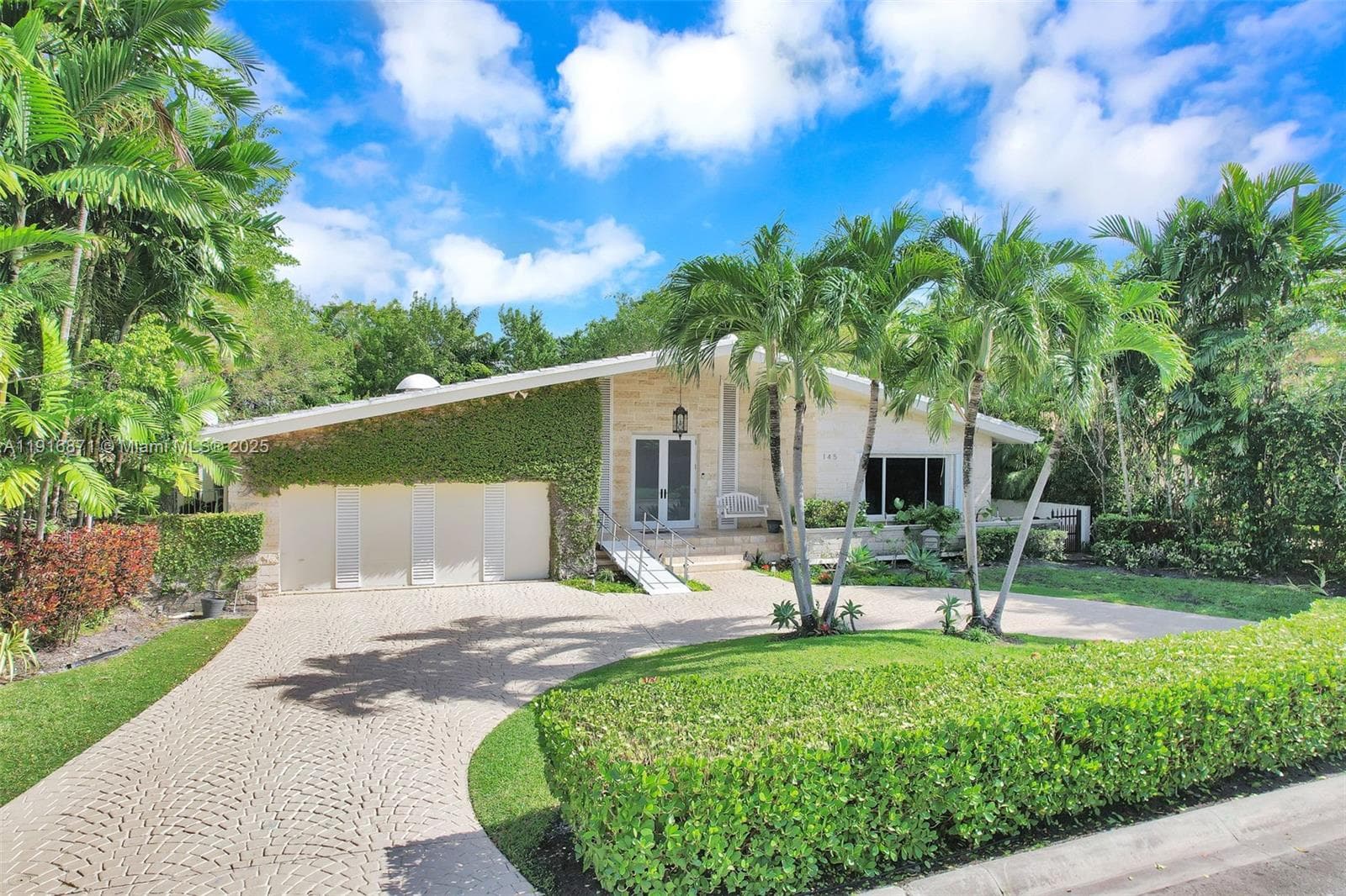 145 Bal Bay Dr, Bal Harbour FL 33154
