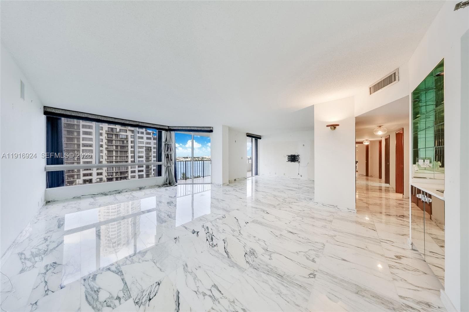 520 Brickell Key Dr # A1104, Miami FL 33131 photo 2