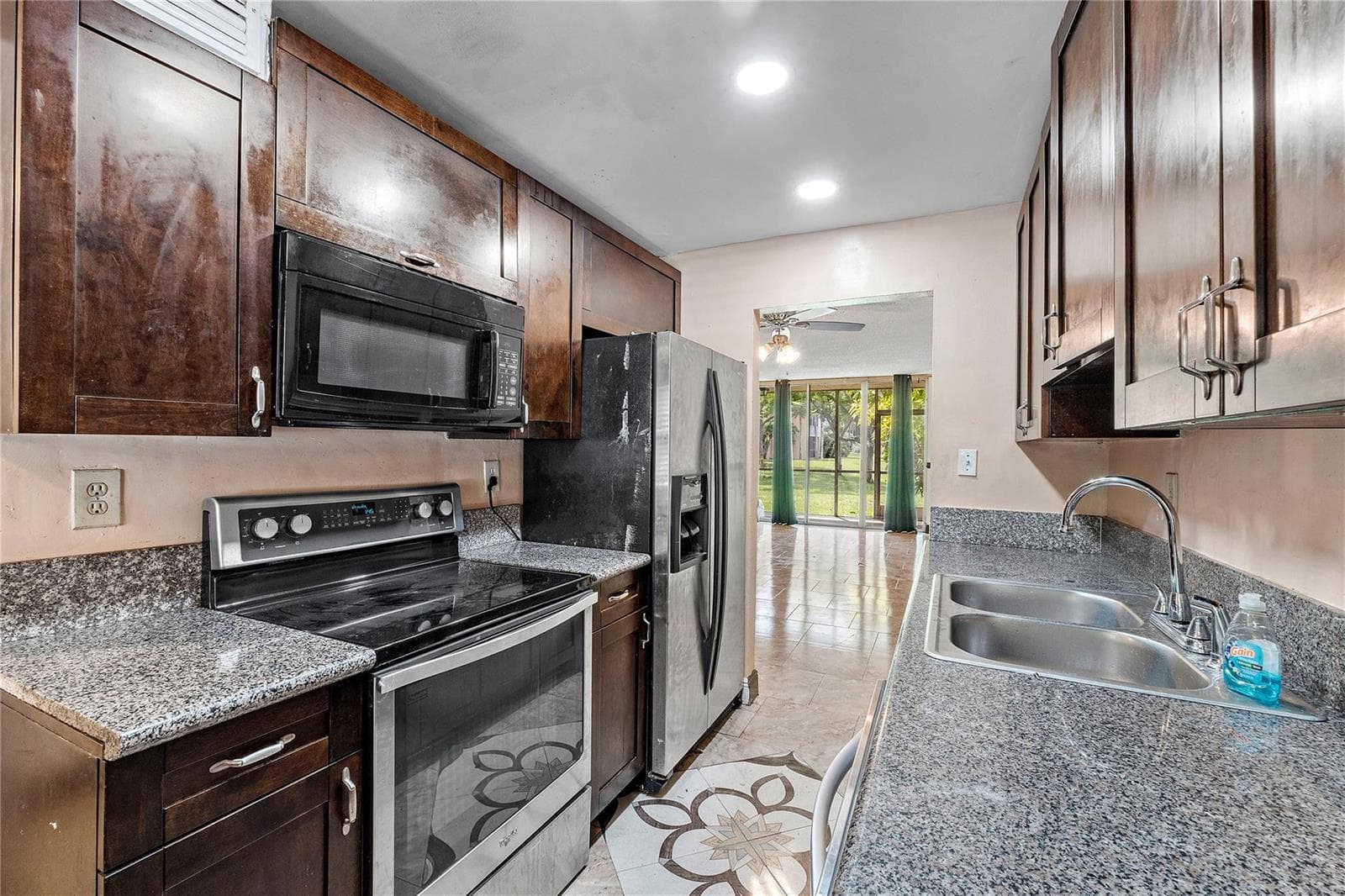 3141 NW 47th Terrace # 130, Lauderdale Lakes FL 33319 photo 2