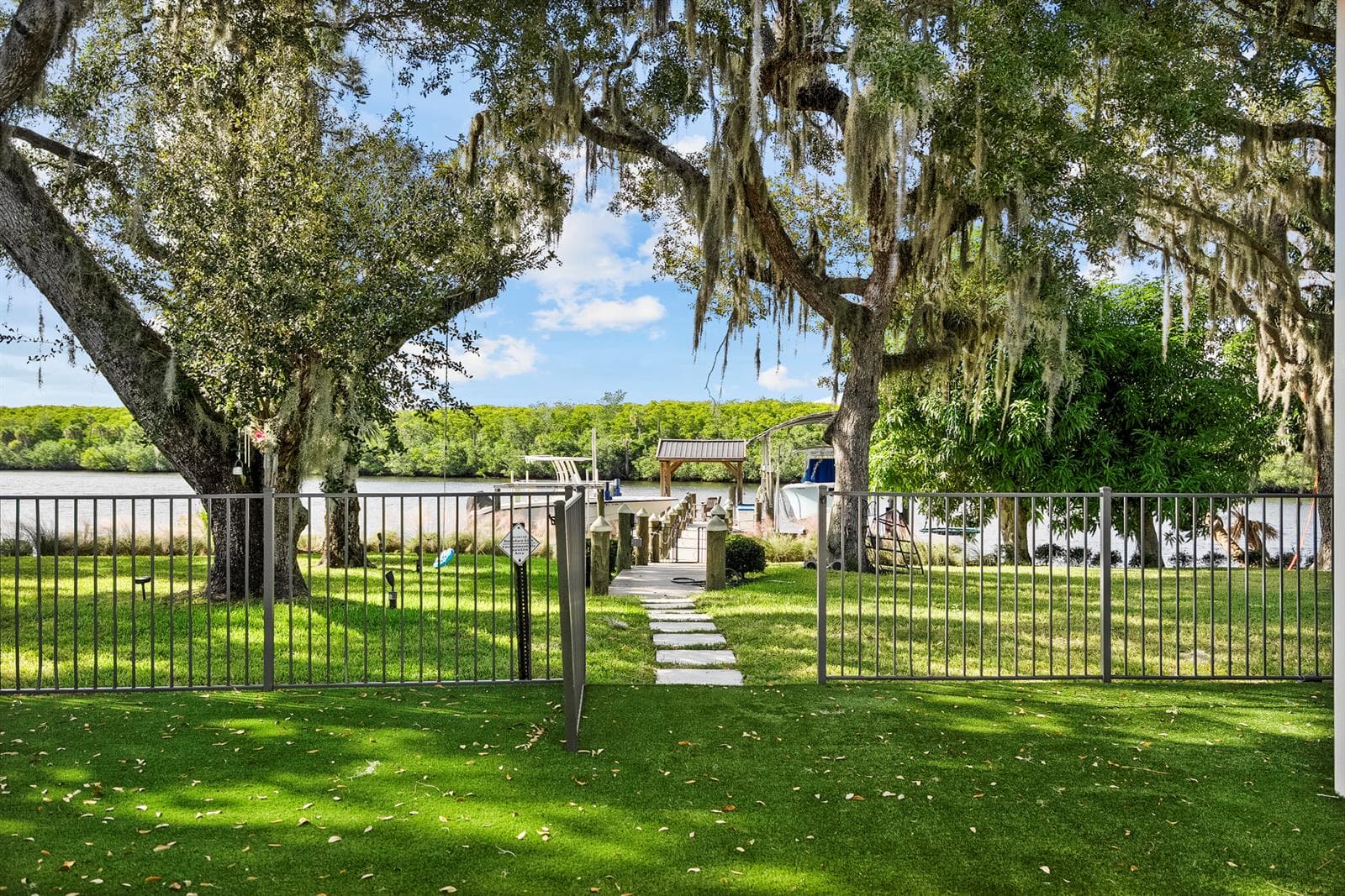 178 SE Via Lago Garda, Port St. Lucie FL 34952 photo 5