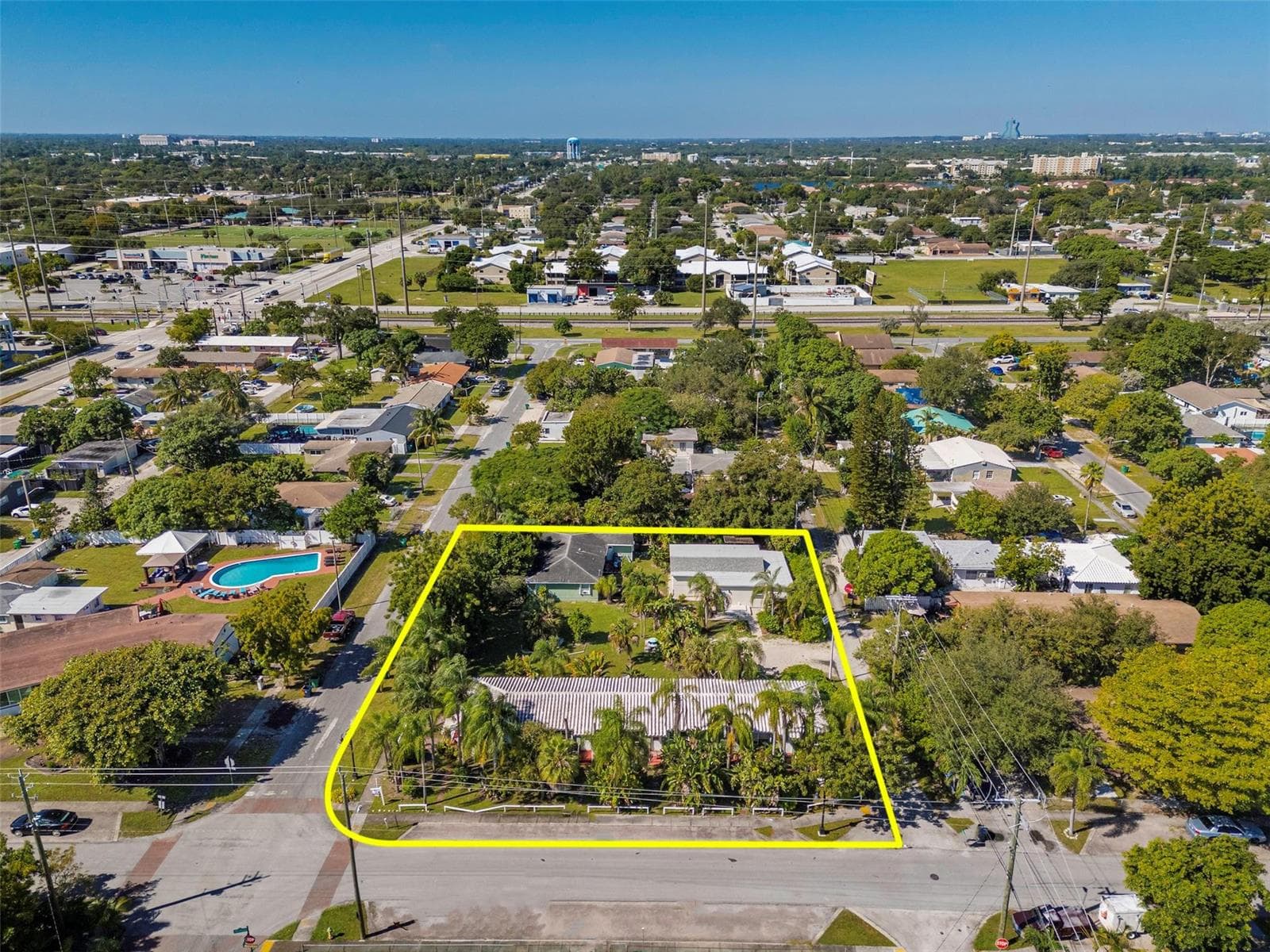 302 SW 15th Street, Dania Beach FL 33004 photo 3