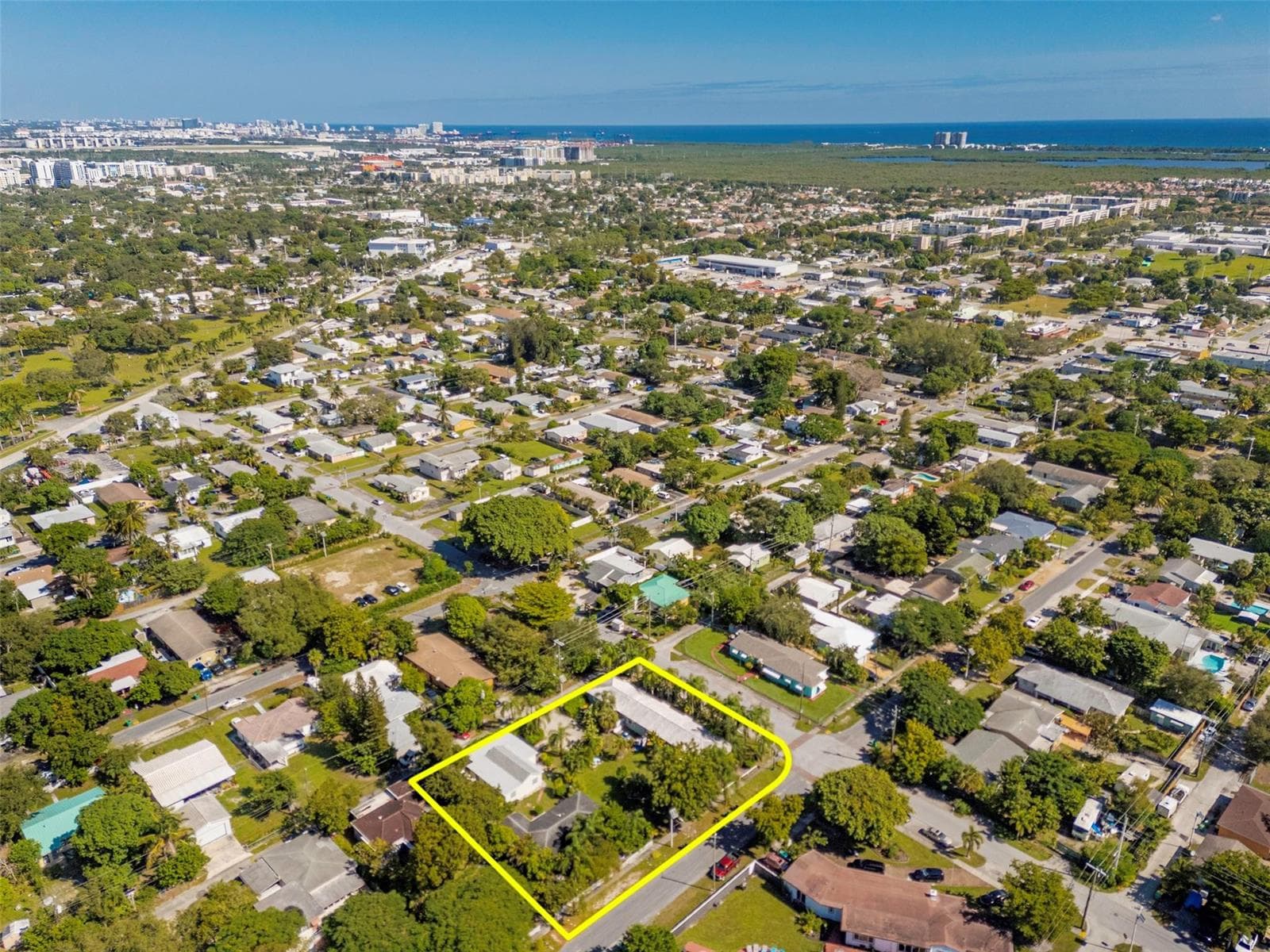 302 SW 15th Street, Dania Beach FL 33004 photo 4