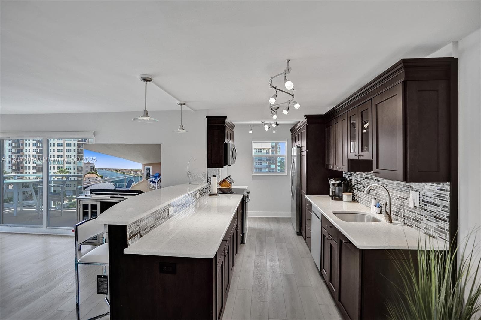 1160 Hillsboro Mile # 701, Hillsboro Beach FL 33062