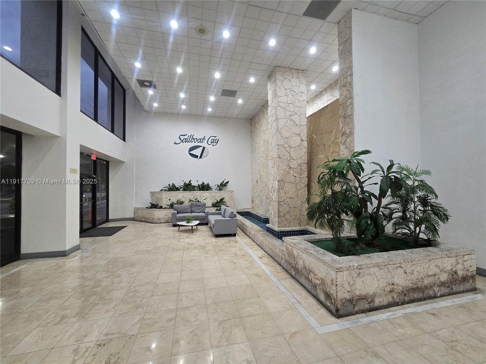 13499 Biscayne Blvd # CUM8, North Miami FL 33181