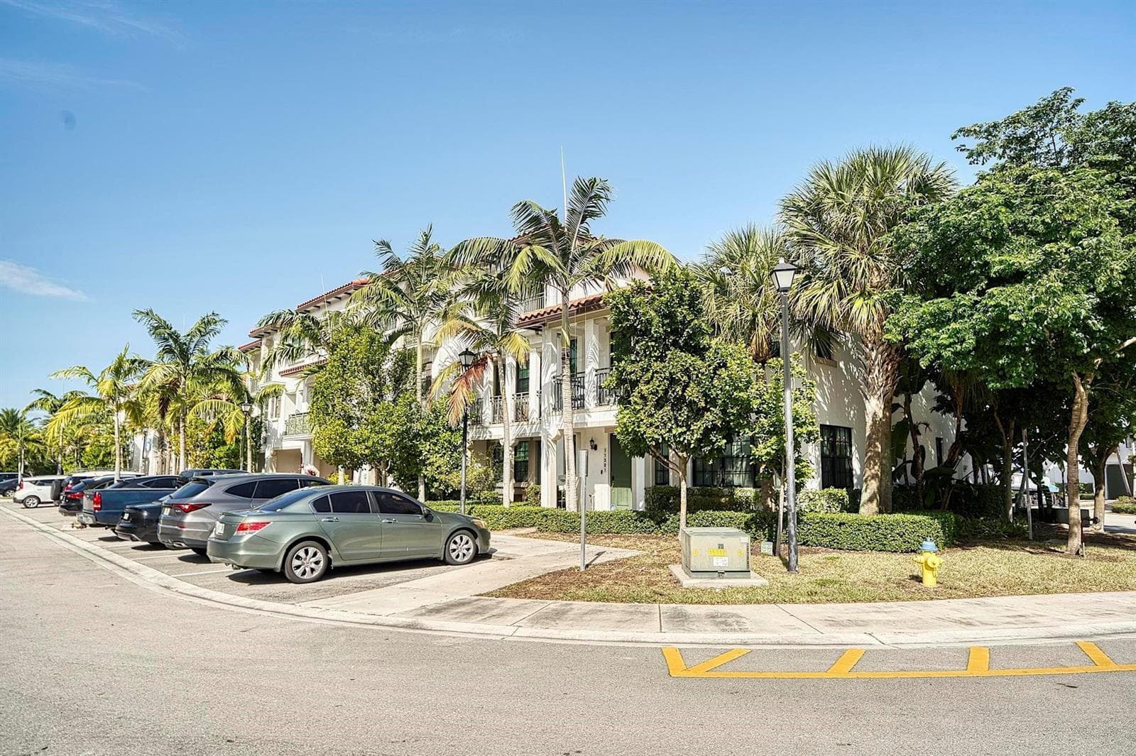 11303 SW 15th Street, Pembroke Pines FL 33025 photo 3