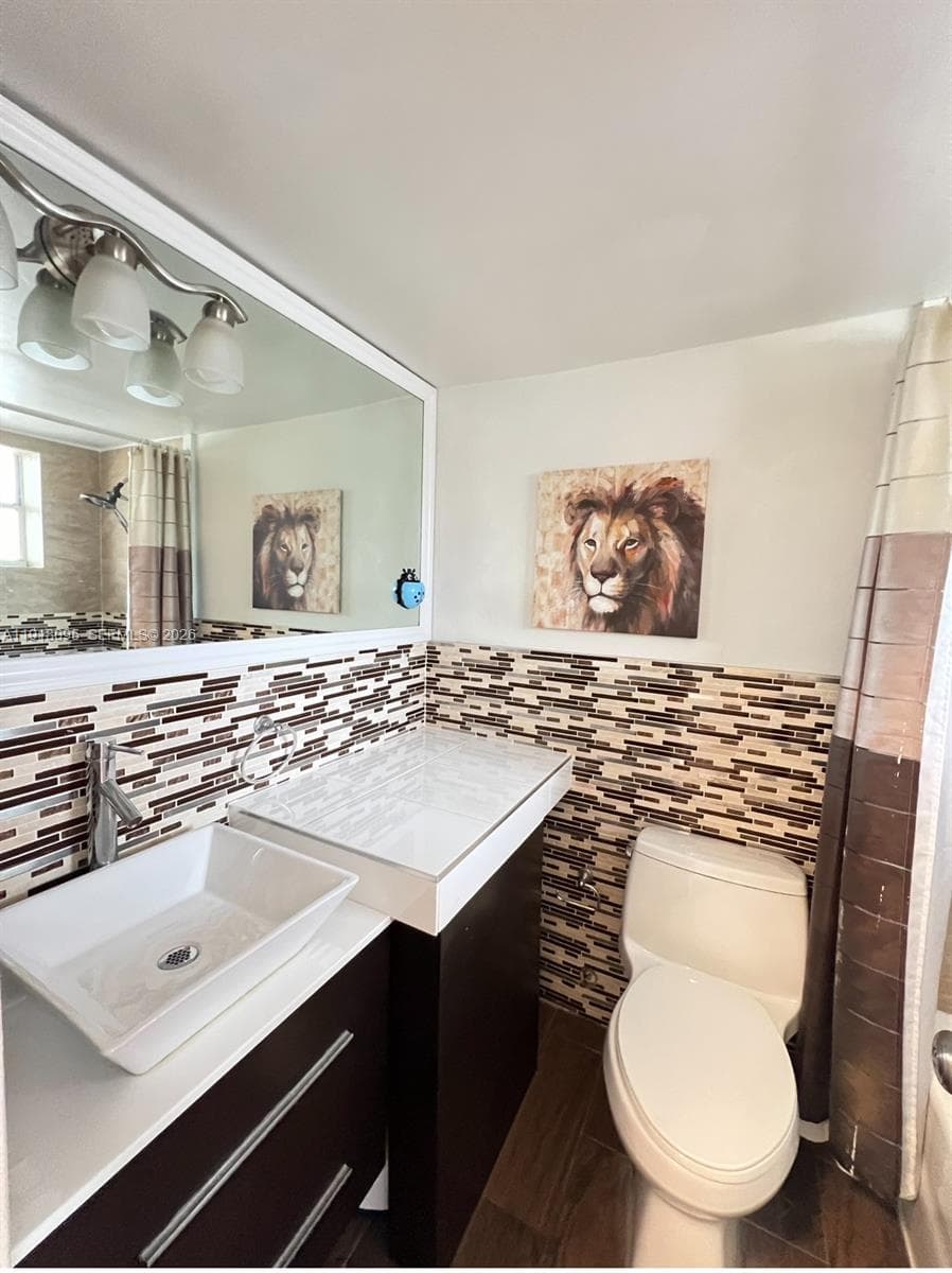 7904 West Dr # 111, North Bay Village FL 33141 photo 5