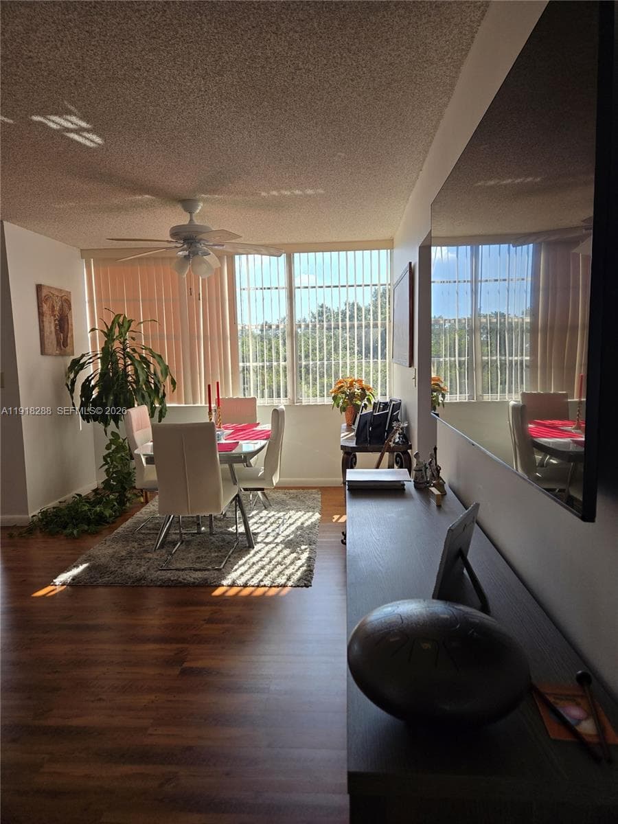 1400 Saint Charles Pl # 612, Pembroke Pines FL 33026 photo 4