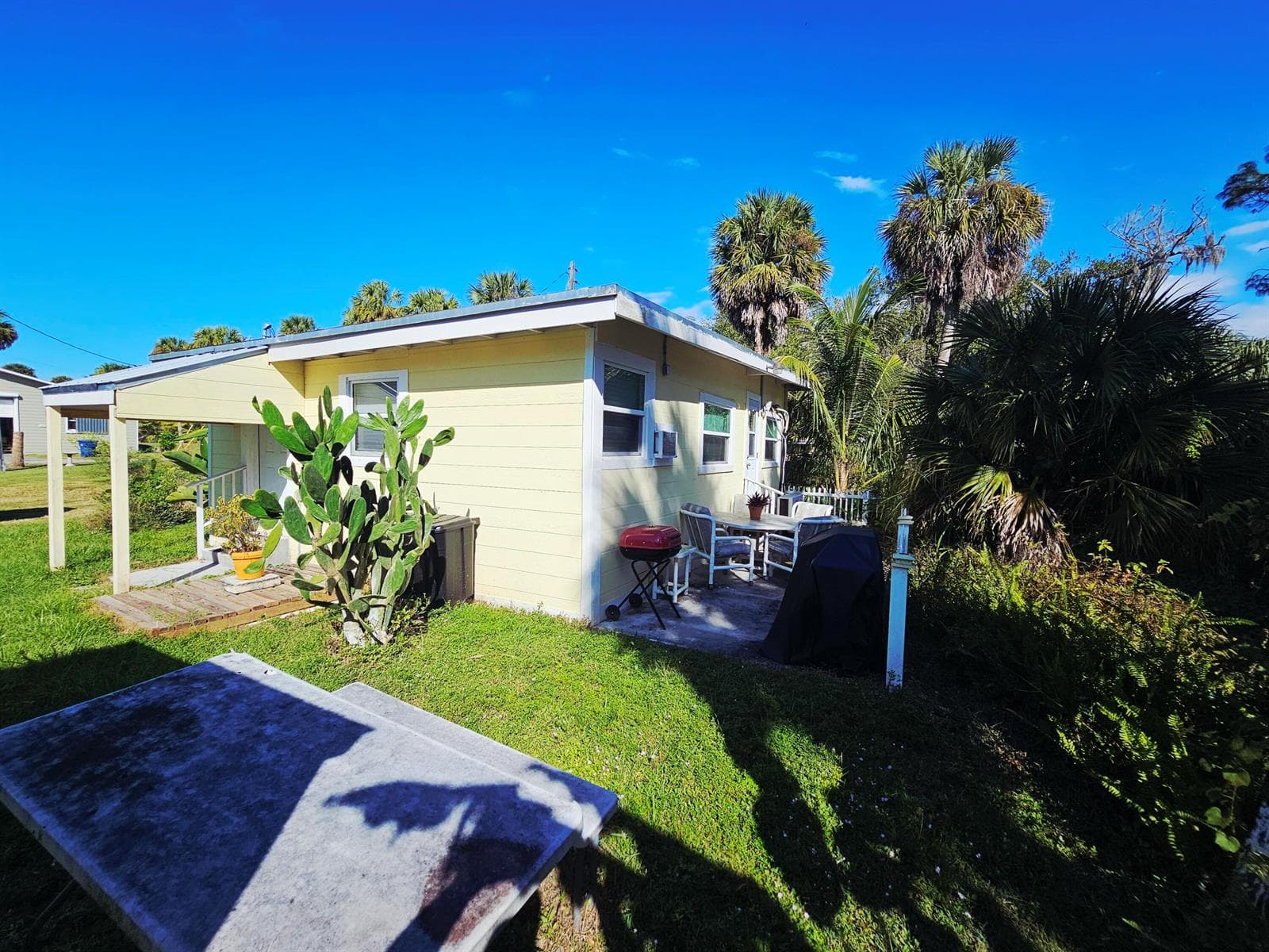 1087 Dusty Lane, Moore Haven FL 33471 photo 2