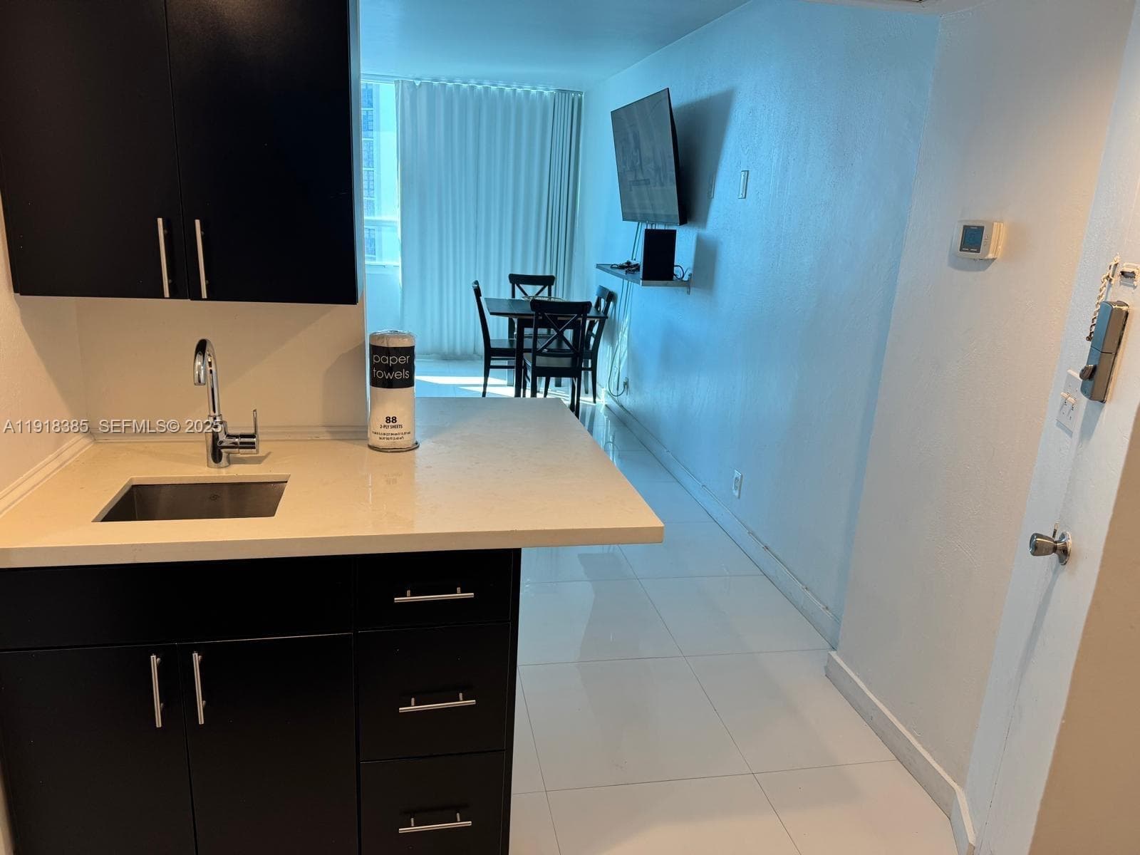 5445 Collins Ave # 915, Miami Beach FL 33140 photo 2