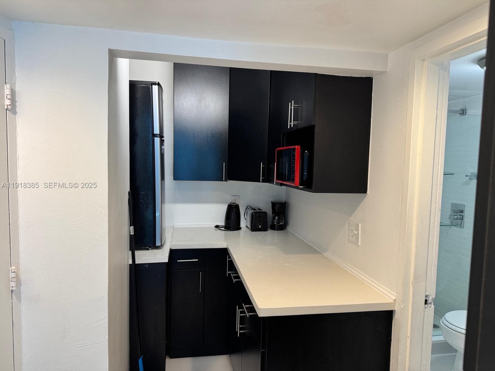 5445 Collins Ave # 915, Miami Beach FL 33140 photo 5