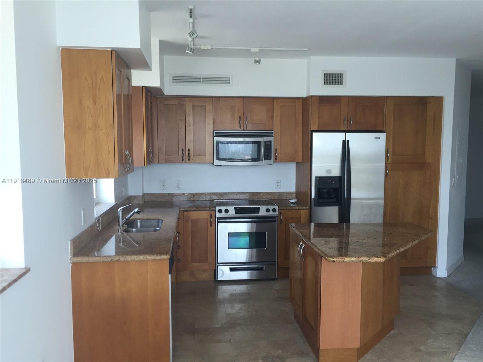 1745 E Hallandale Beach Blvd # 1807W, Hallandale Beach FL 33009 photo 3