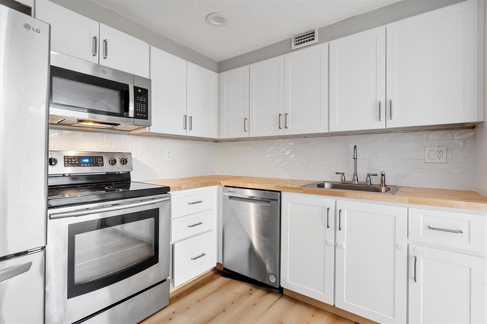 6500 Cypress Road # 211, Plantation FL 33317