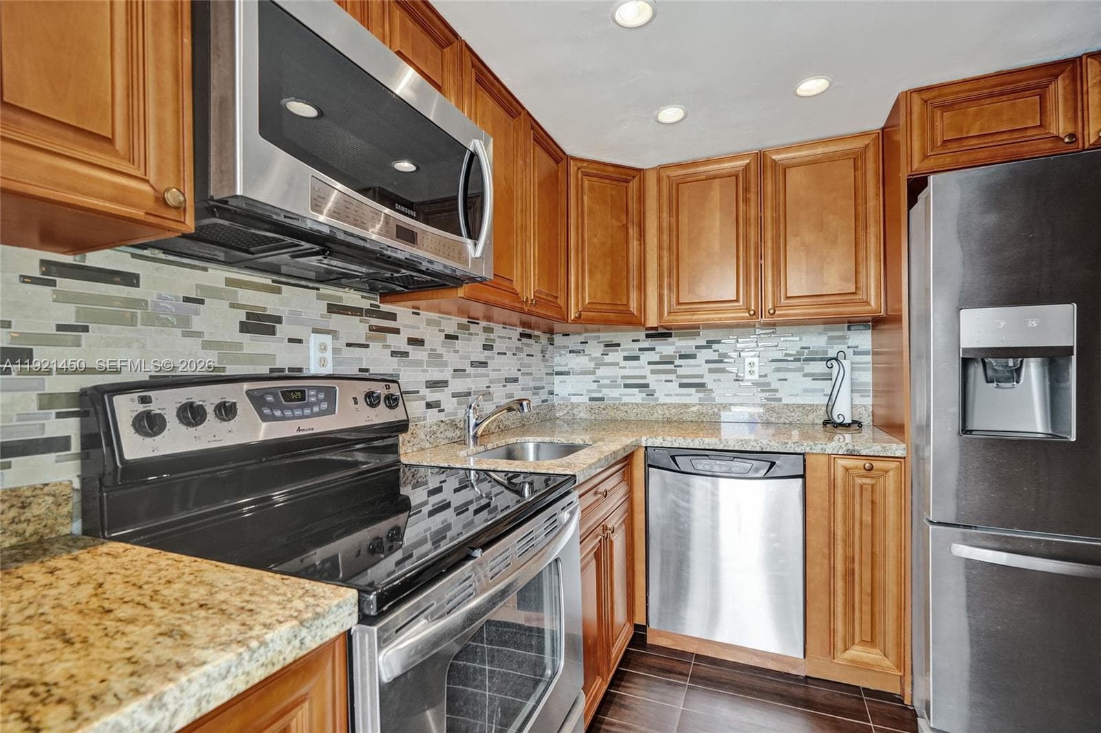 1535 SE 15th St # 208, Fort Lauderdale FL 33316 photo 4