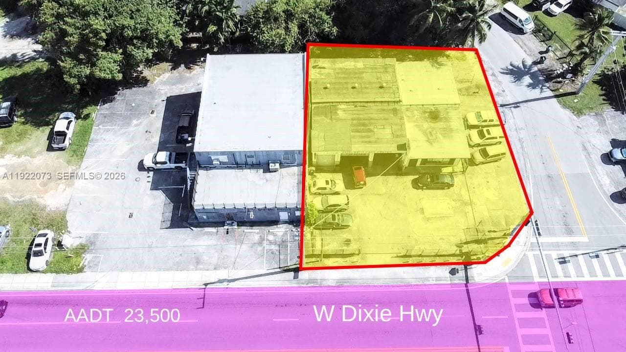 11851 W Dixie Hwy, Miami FL 33161 photo 4
