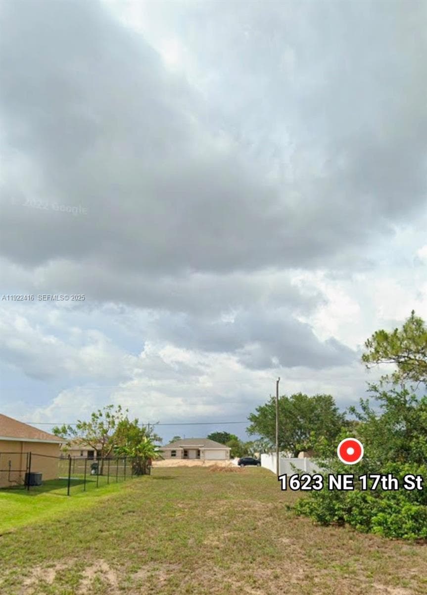 1623 NE 17th ST, Cape Coral FL 33909 photo 2