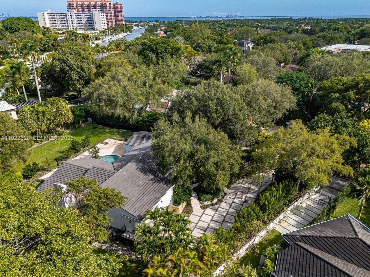 7000 Robles St, Coral Gables FL 33143 photo 4
