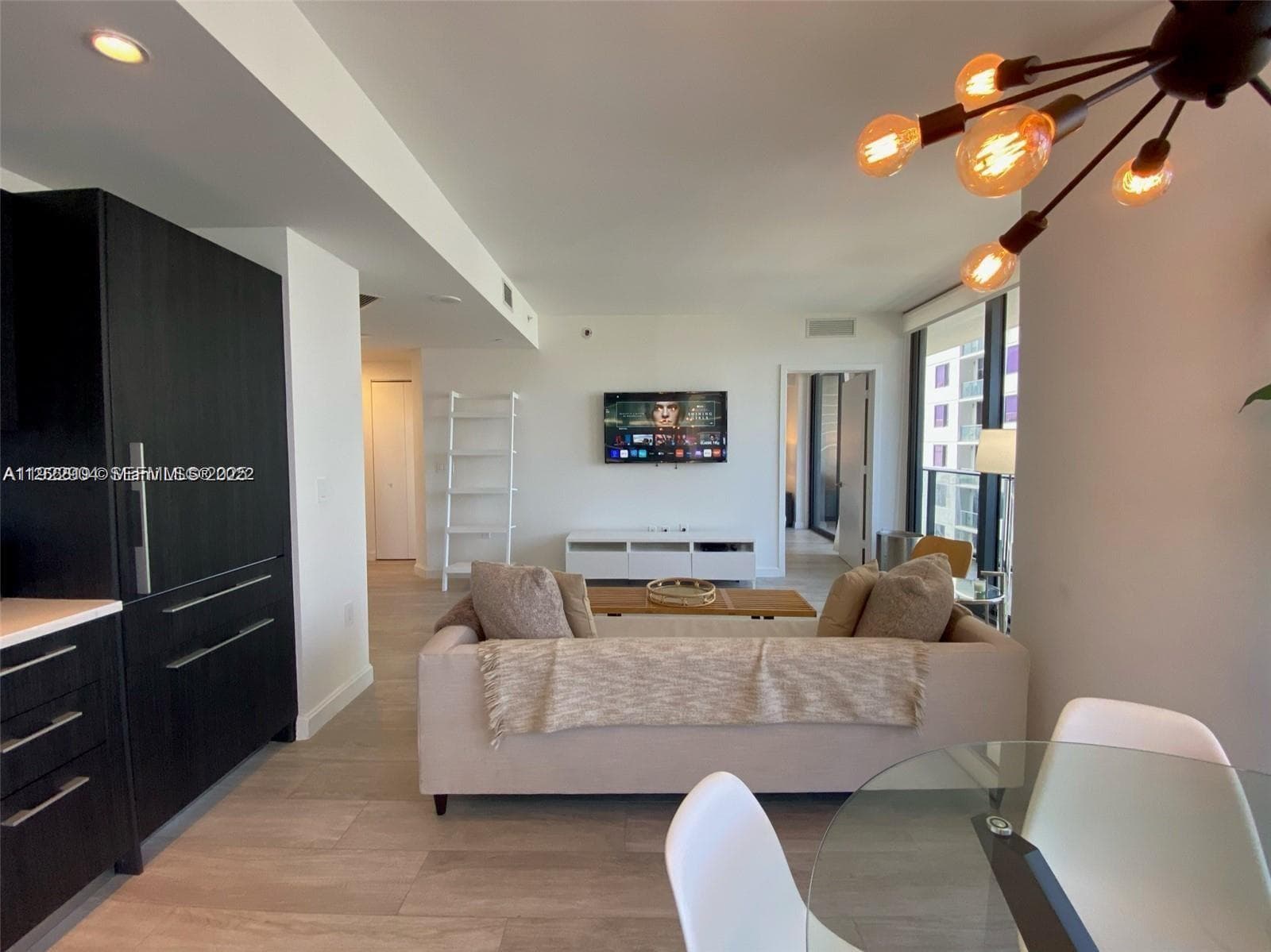55 SW 9th St # 3001, Miami FL 33130 photo 4