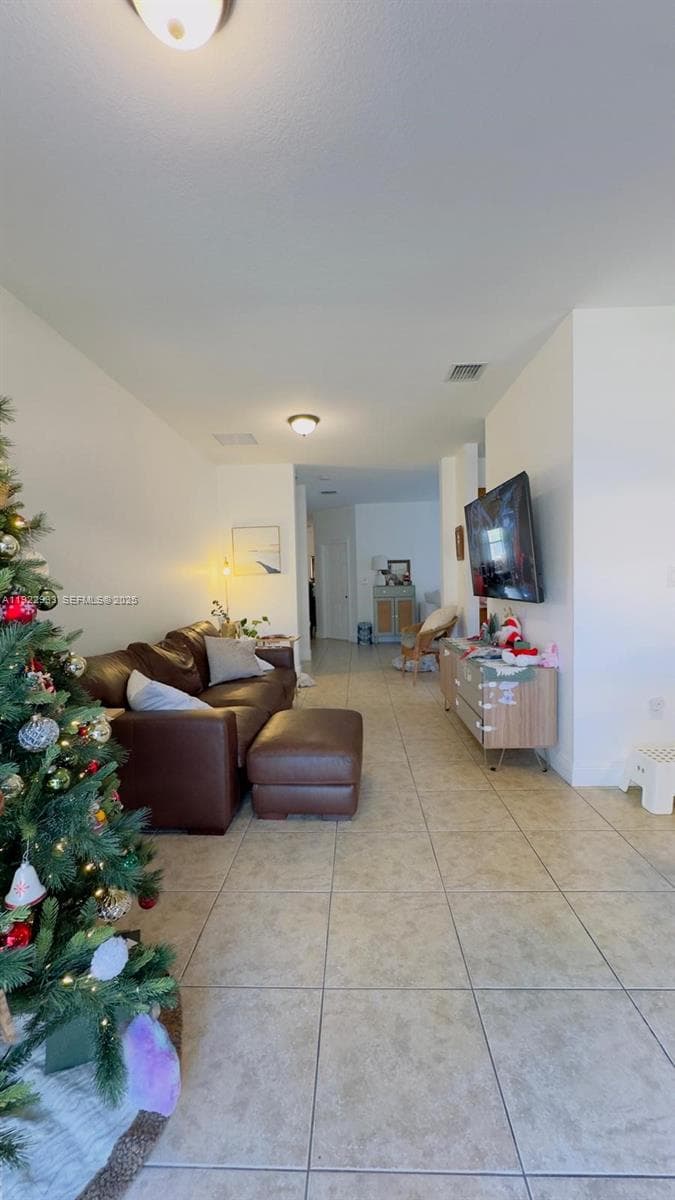 10131 NW 10th St, Miami FL 33172 photo 4