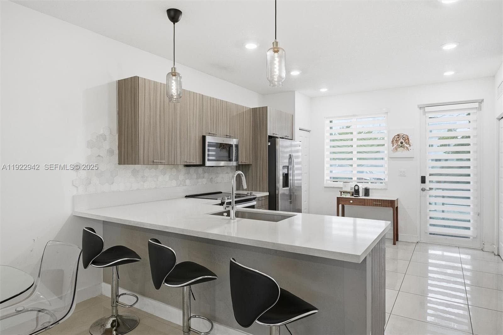 6420 NW 102nd Path # 110, Doral FL 33178 photo 3