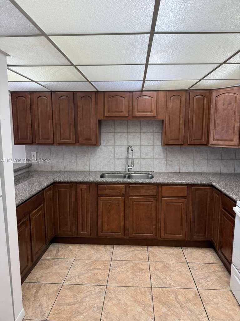 7000 NW 186th St # 226, Hialeah FL 33015 photo 3